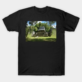 Guatemala - site archéologique de Tikal T-Shirt